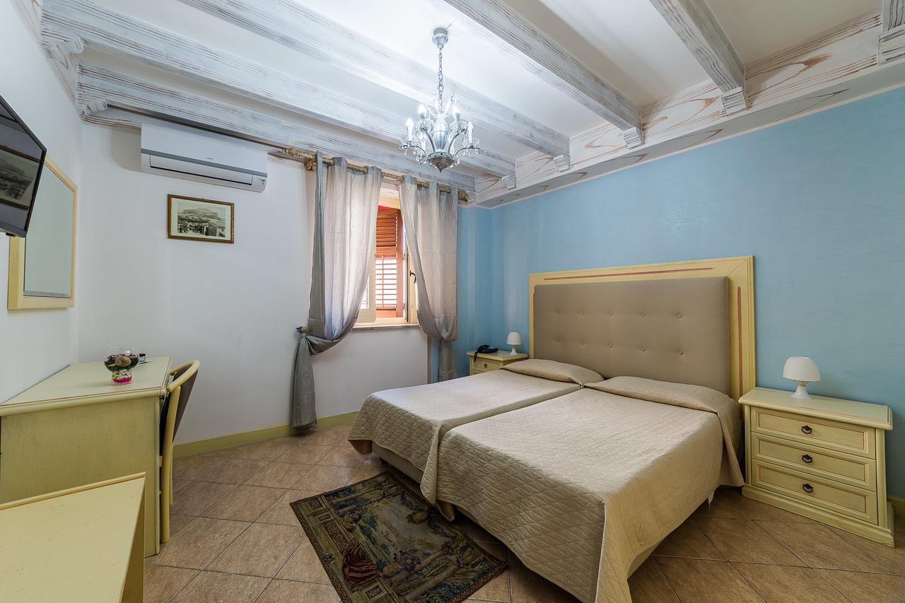 Hotel Centrale Багерия Экстерьер фото